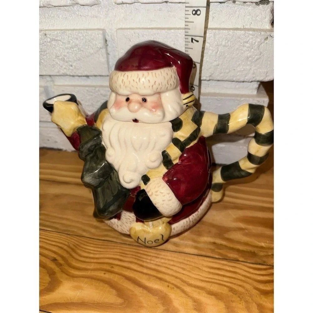 Vintage Santa with Tree Ceramic Teapot 